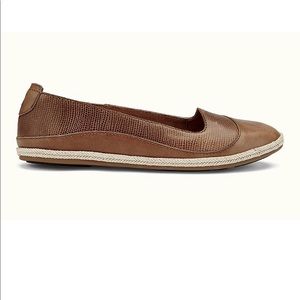 OluKai Lino Shoes - Women's, Tan